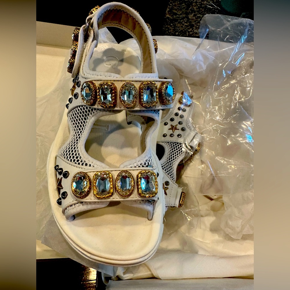 Gucci shoes